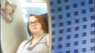 ملوك الواقع: سخيف الحمار جنيف لابيلوتشي في سرير وردي في Porn HD افلام سكس اجنبي عربي